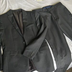 Egara Dark Gray Men's Suit